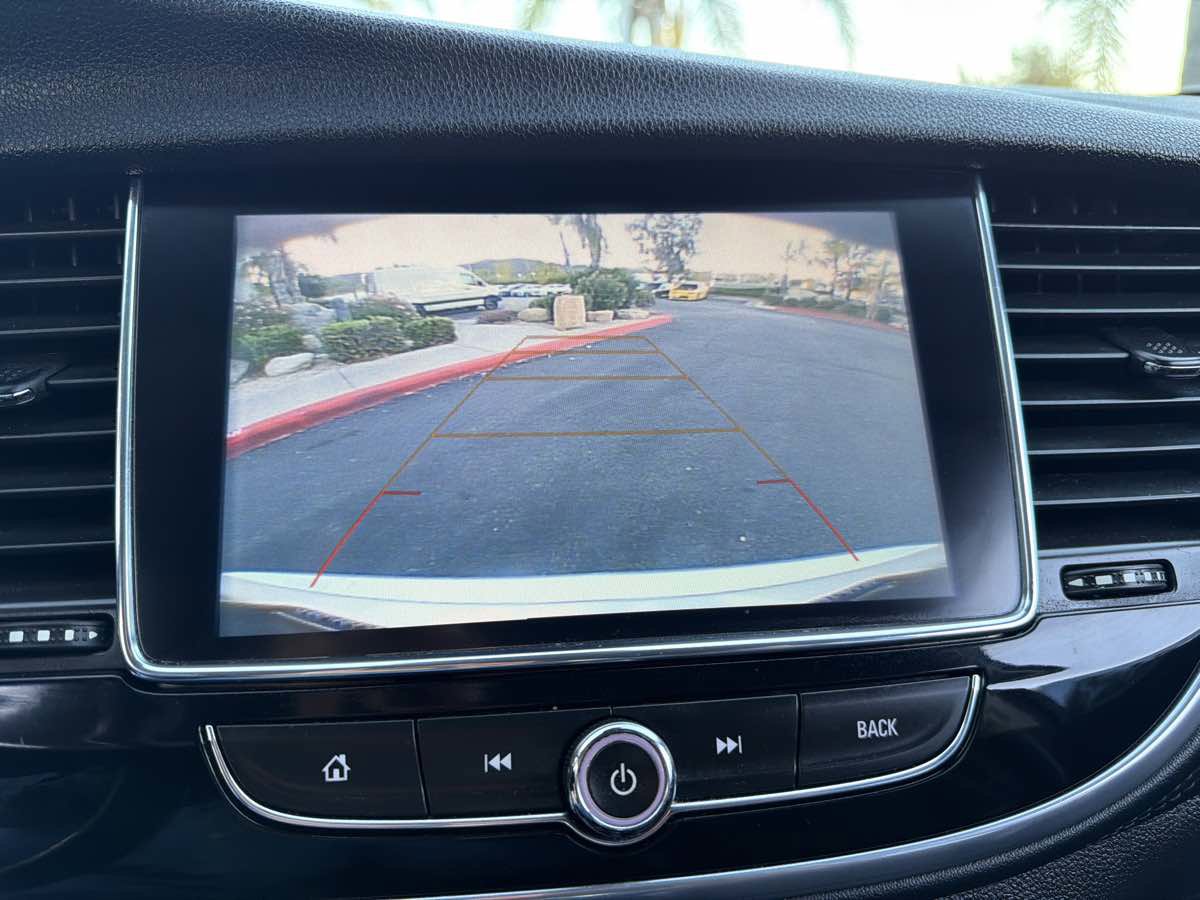 Used 2018 Buick Encore Preferred image 41