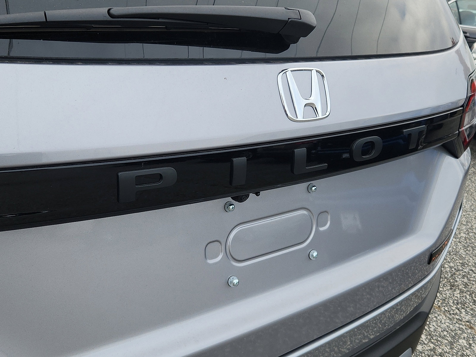 New 2025 Honda Pilot TrailSport image 18