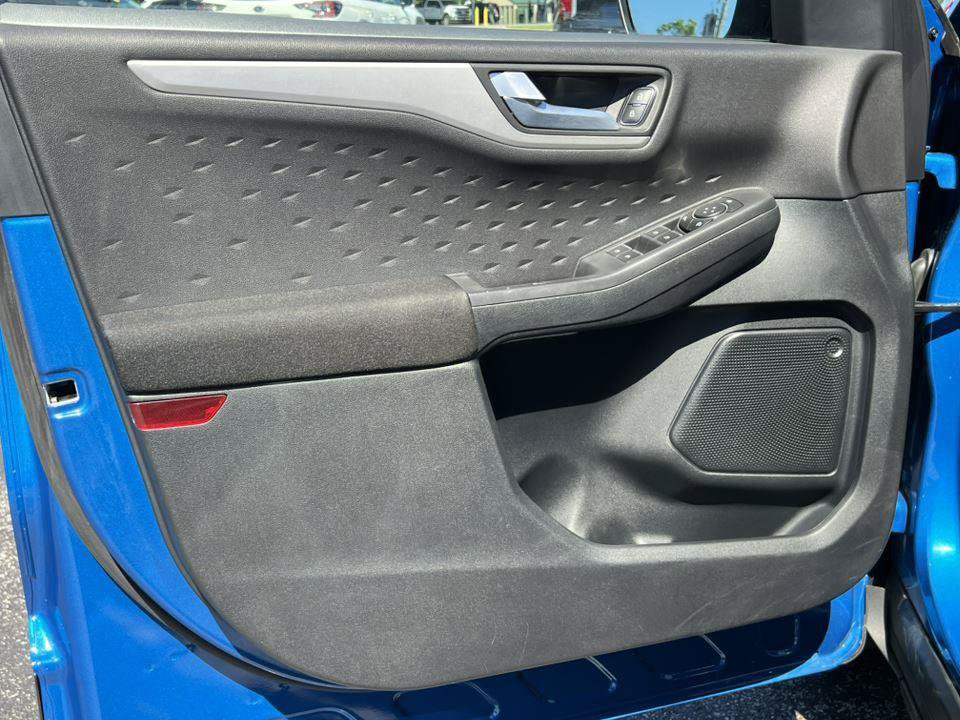 Used 2020 Ford Escape SE AWD/4WD image 12