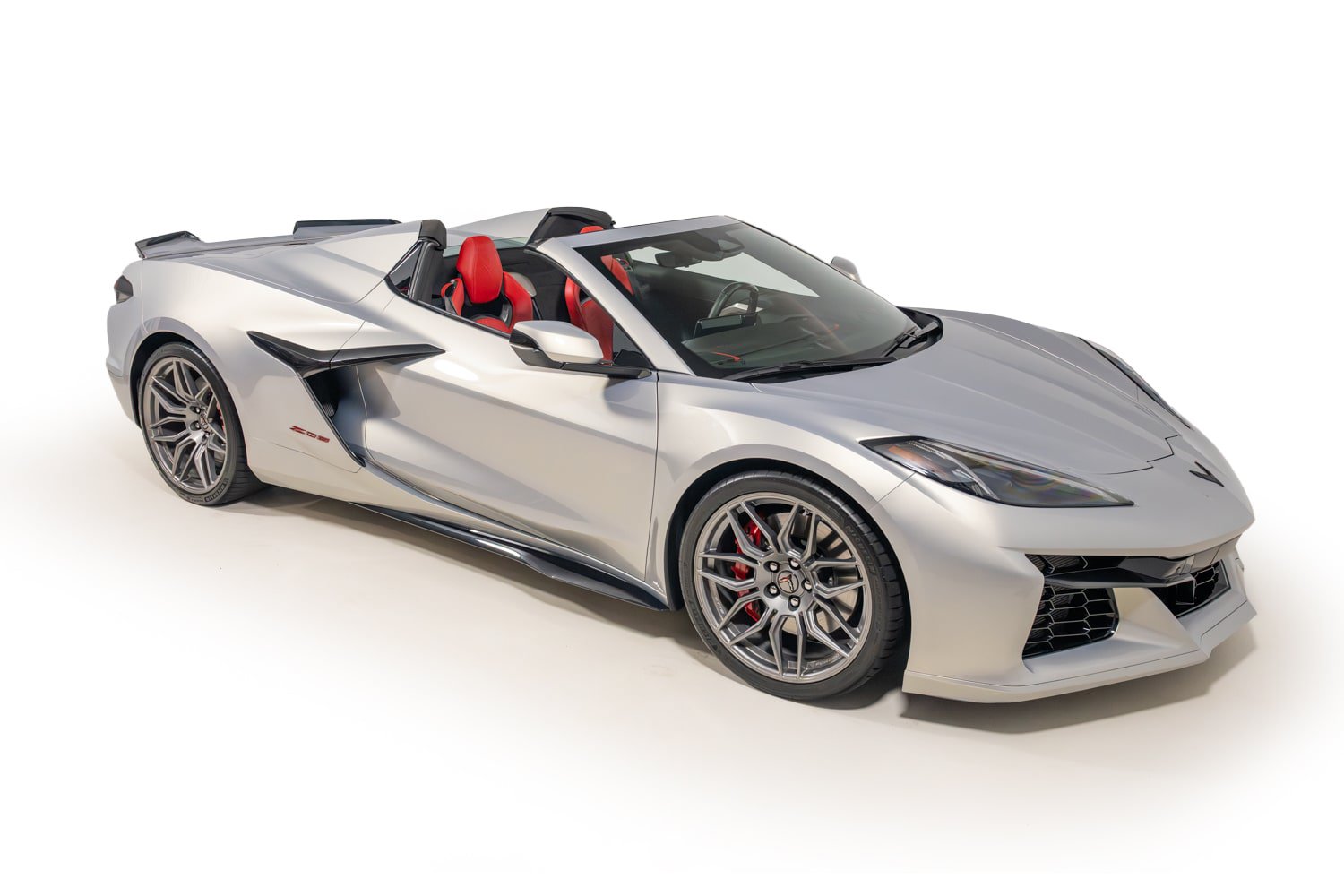 Used 2024 Chevrolet Corvette Z06 RWD image 9