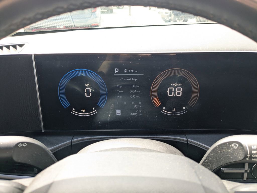 Used 2024 Hyundai Santa Fe SE image 28