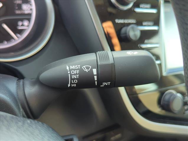 Used 2018 Toyota Camry LE FWD image 16