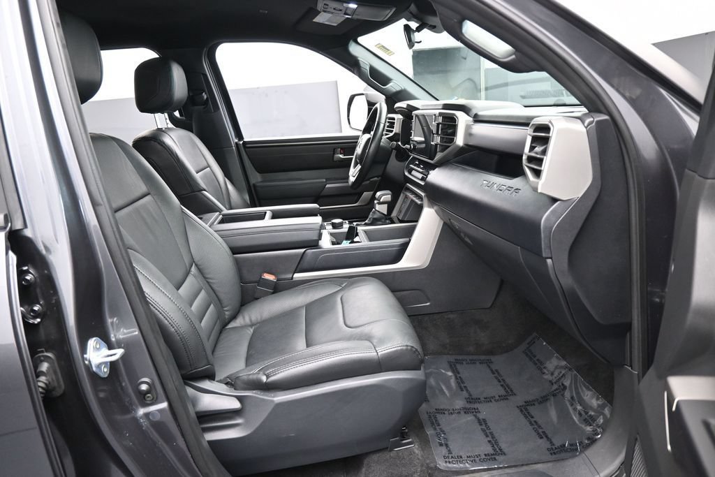 Used 2025 Toyota Tundra SR5 w/ SR5 Convenience Package AWD/4WD image 40