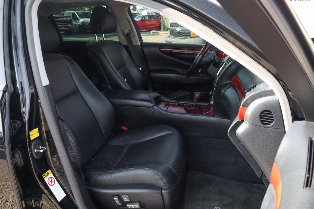 Used 2008 Lexus LS 460 image 46