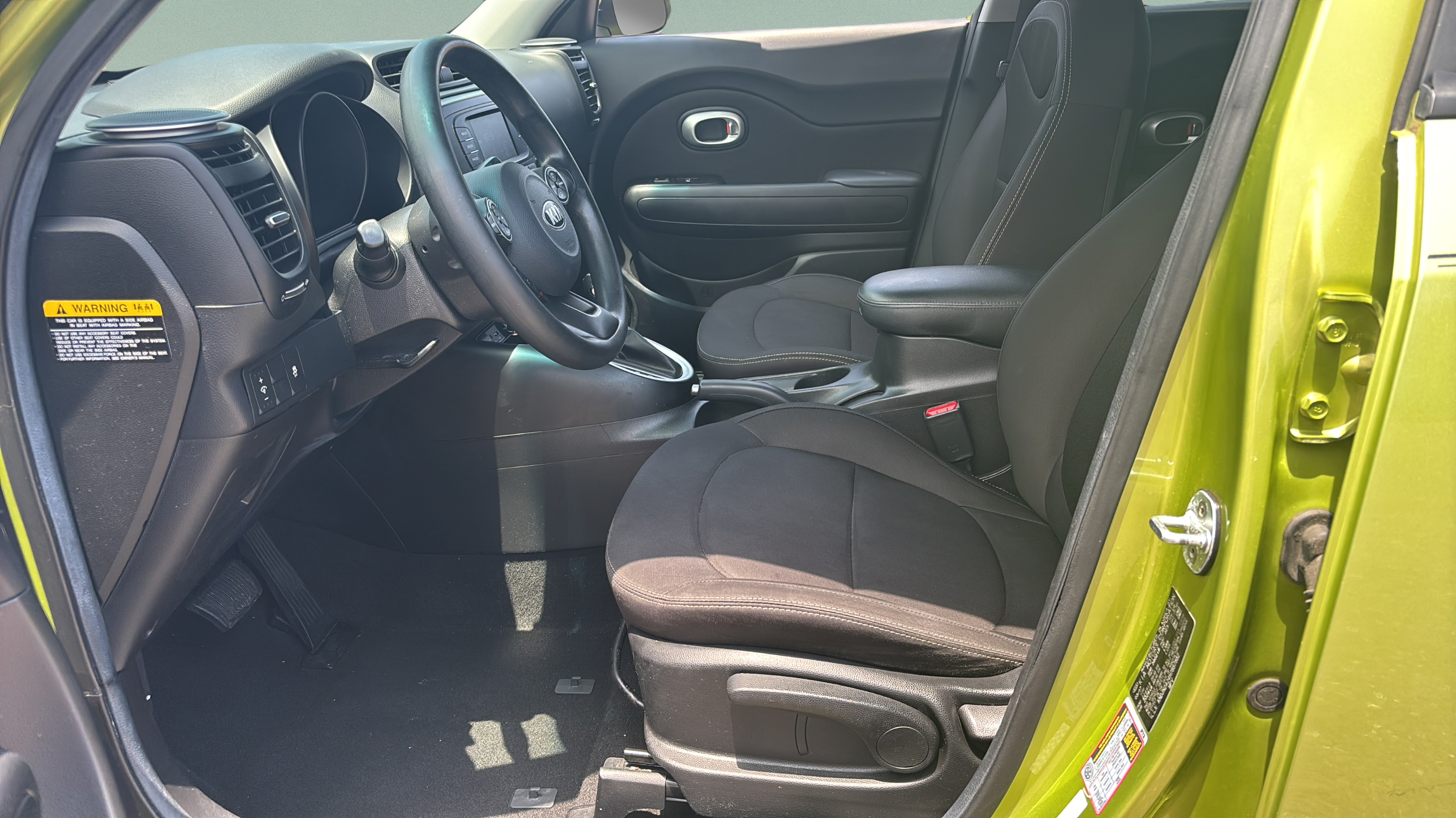 Used 2017 Kia Soul FWD image 9