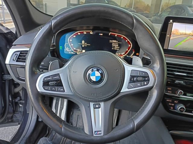 Used 2021 BMW 530i xDrive w/ M Sport Package image 4