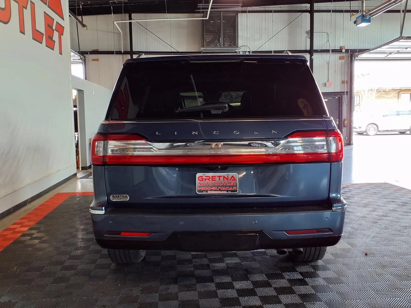 Used 2020 Lincoln Navigator Reserve w/ Luxury Package AWD/4WD image 5
