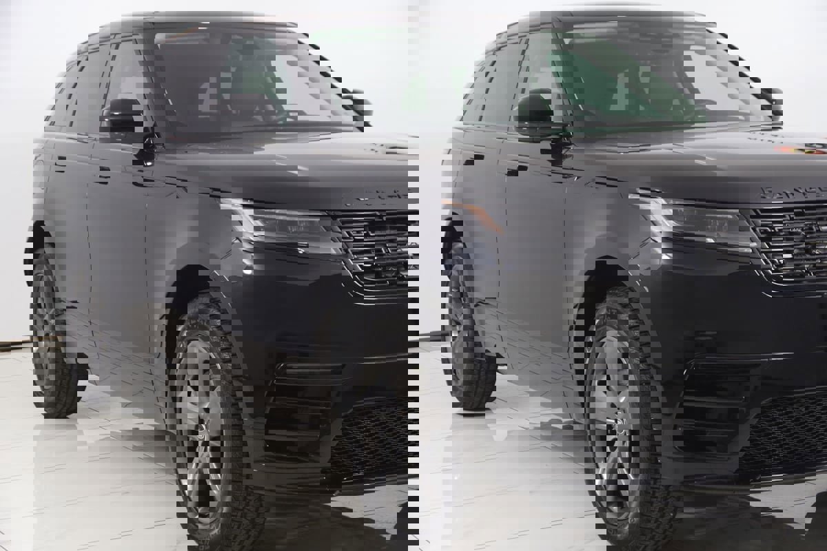 Used 2025 Land Rover Range Rover Velar Dynamic SE image 41