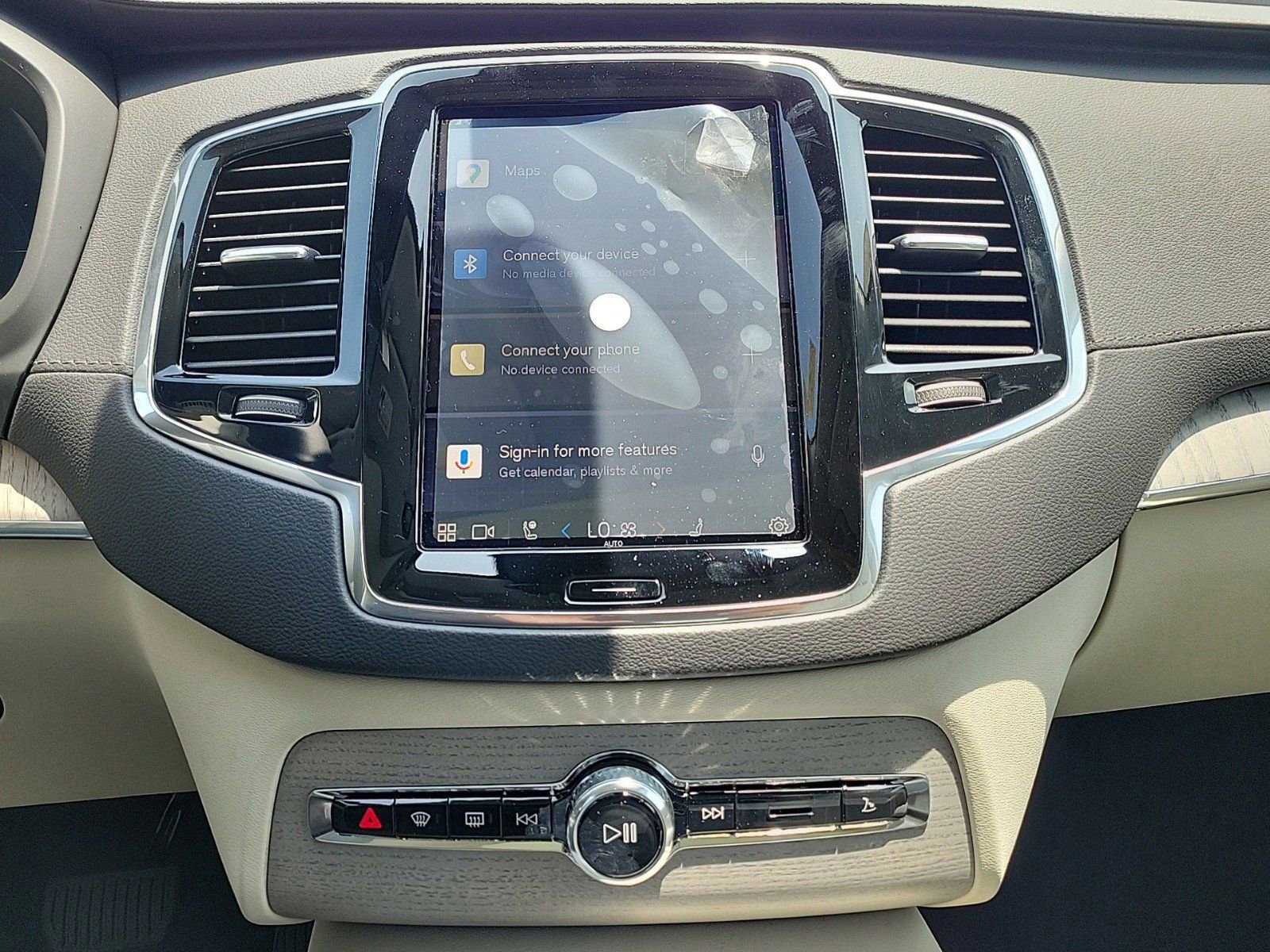 New 2024 Volvo XC90 T8 Ultimate w/ Protection Package Premier image 25