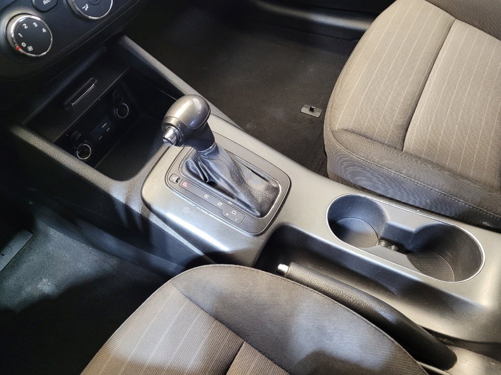 Used 2016 Kia Forte EX image 26
