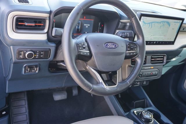 Used 2025 Ford Maverick Lariat w/ 4K Tow Package AWD/4WD image 12