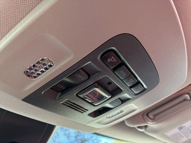 Used 2021 Toyota Camry XSE image 33