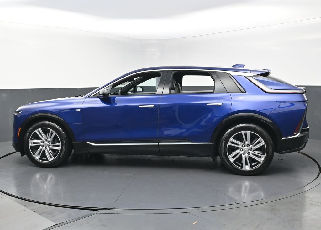 Used 2024 Cadillac Lyriq Tech image 7