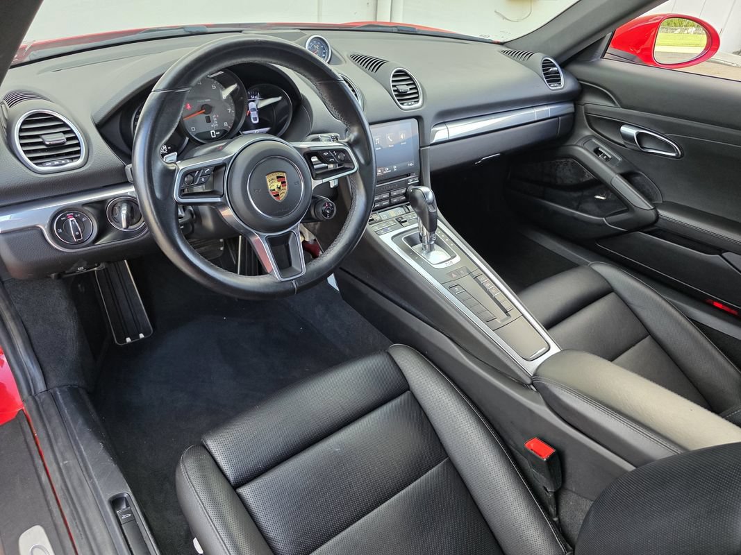 Used 2021 Porsche 718 Cayman S RWD image 11