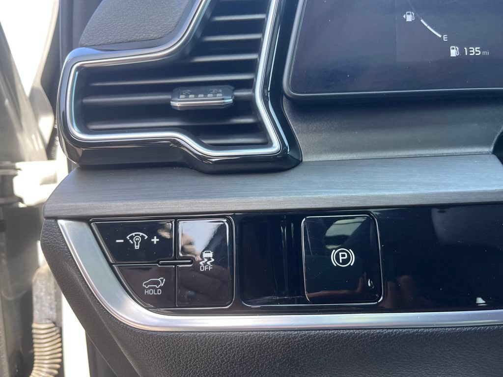 Certified 2024 Kia Sportage X-Pro Prestige AWD/4WD image 12