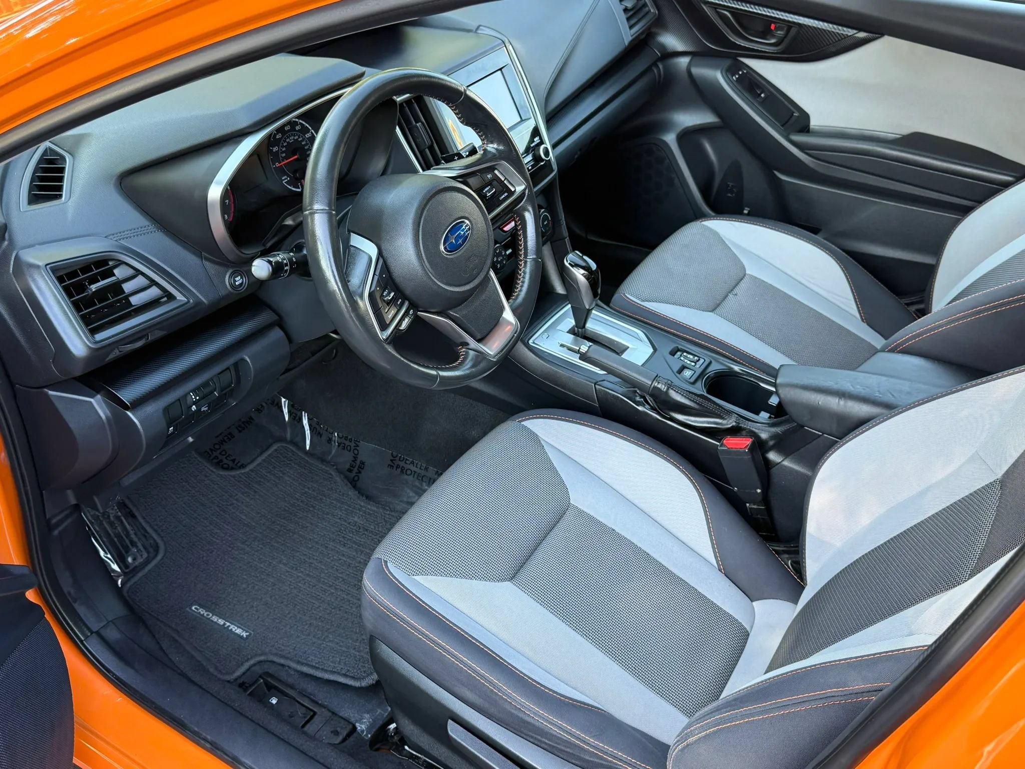 Used 2018 Subaru Crosstrek 2.0i Premium w/ Moonroof Package AWD/4WD image 11