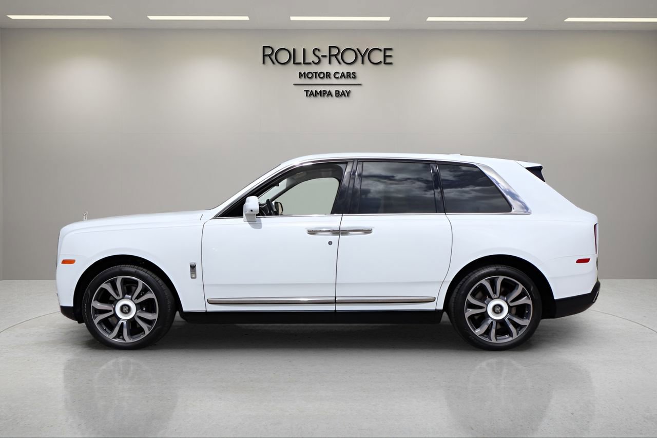 Certified 2023 Rolls-Royce Cullinan image 3