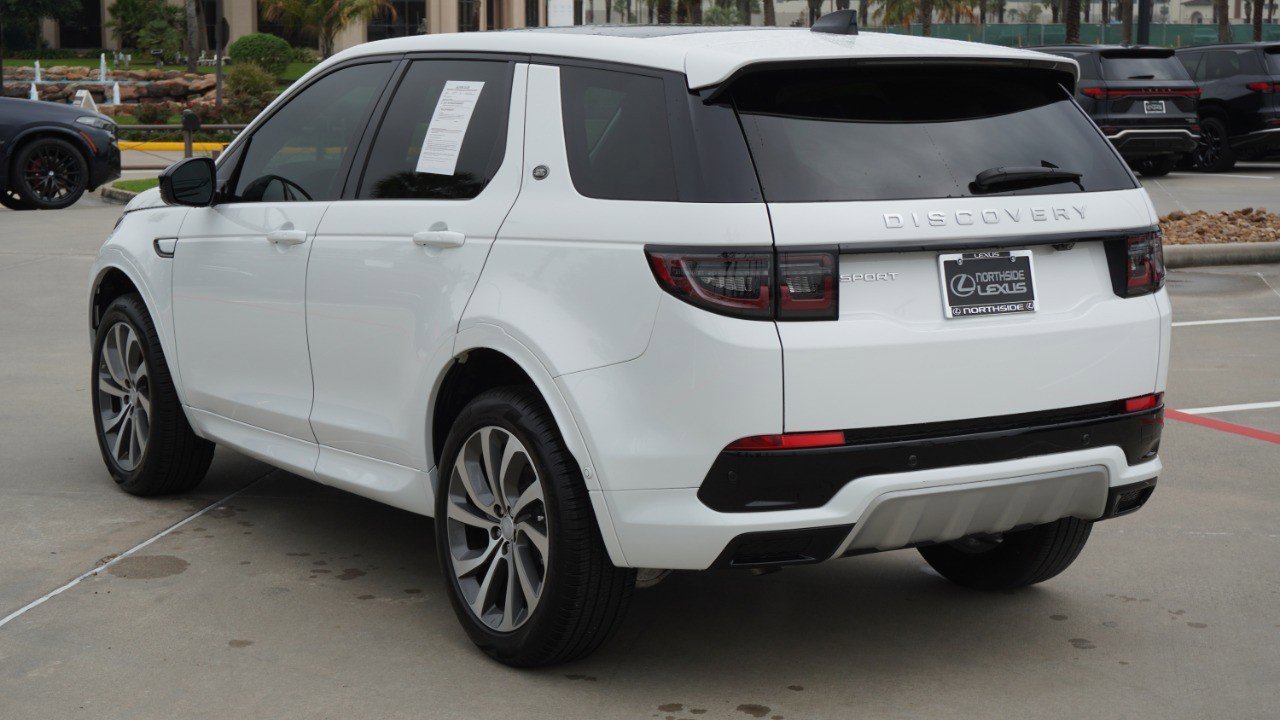Used 2025 Land Rover Discovery Sport S image 8