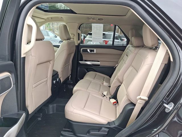 Certified 2021 Ford Explorer XLT w/ Equipment Group 202A image 20