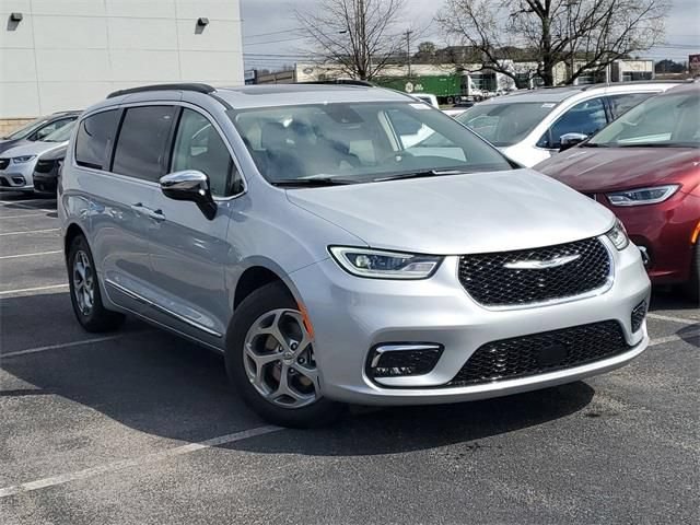 New 2023 Chrysler Pacifica Limited FWD image 34