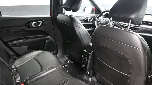 Used 2022 Jeep Compass Limited AWD/4WD image 11