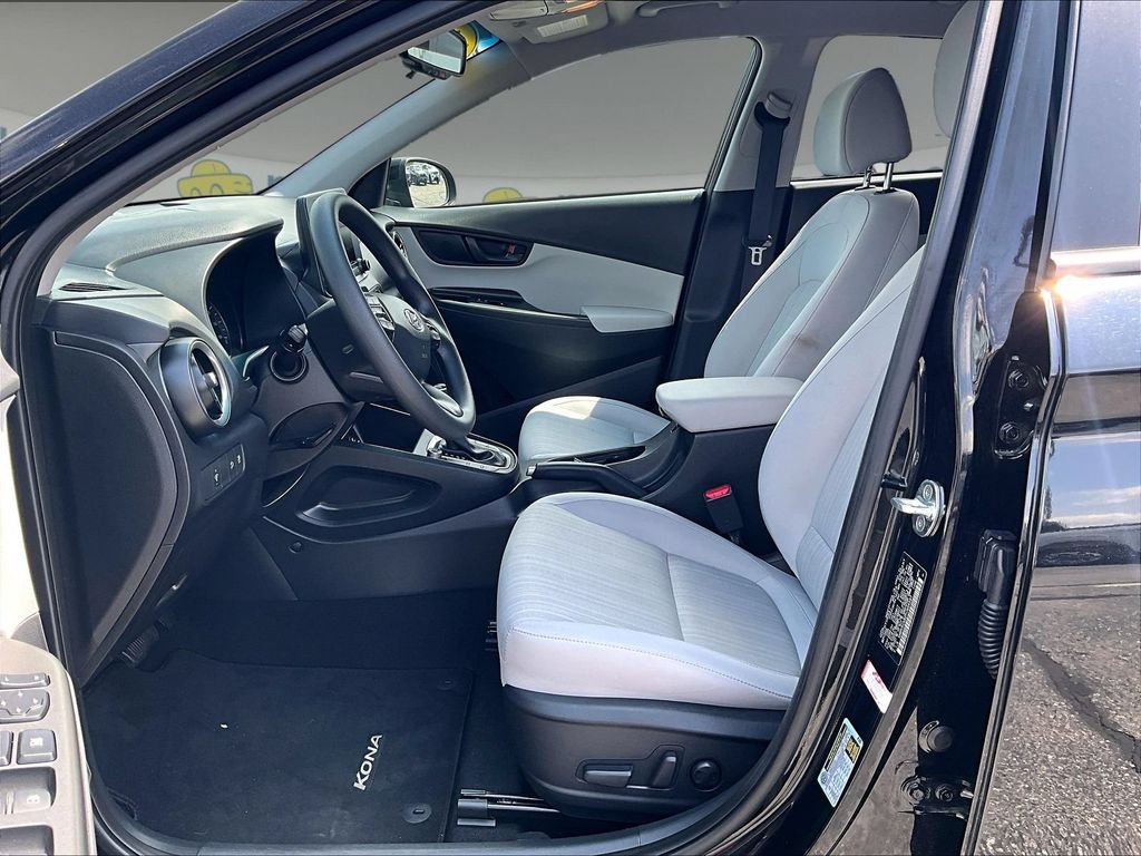 Used 2023 Hyundai Kona SEL w/ Cargo Package AWD/4WD image 10