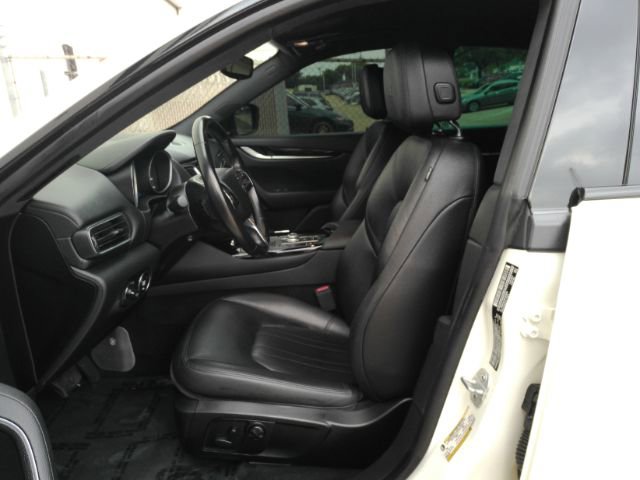 Used 2019 Maserati Levante AWD/4WD image 13