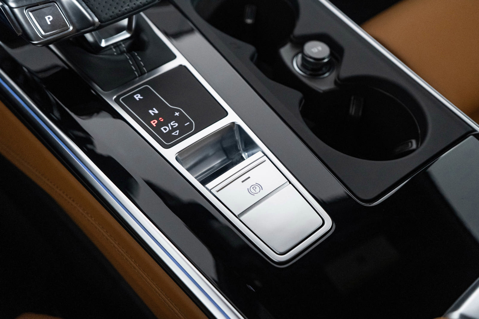 Used 2025 Audi RS 6 performance image 41