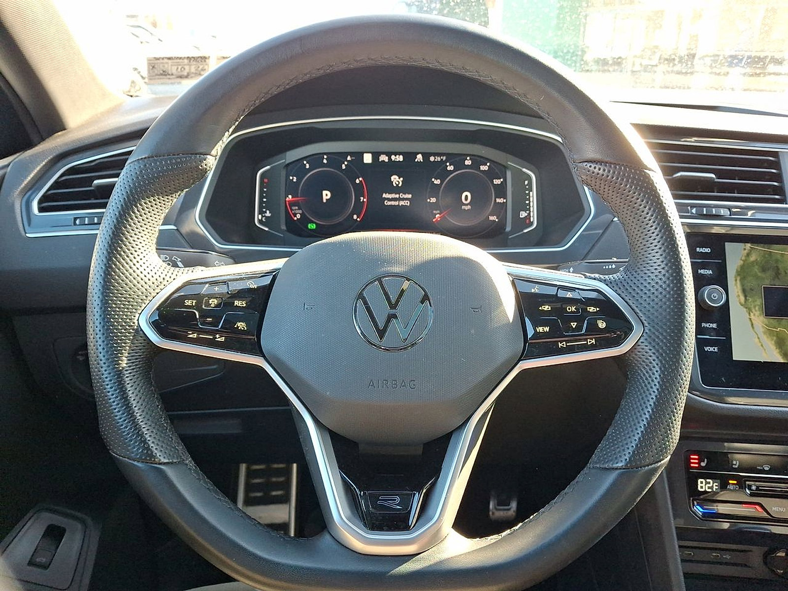 Used 2024 Volkswagen Tiguan SEL R-Line image 20