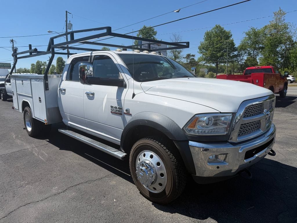 Used 2017 RAM 5500 Laramie AWD/4WD image 2