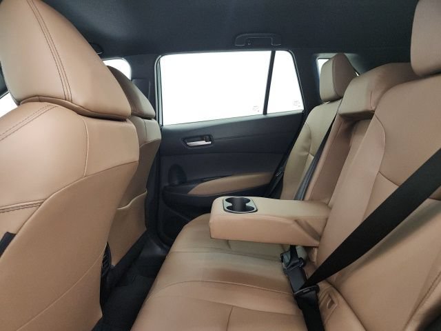 Certified 2026 Toyota Corolla Cross XLE FWD image 38