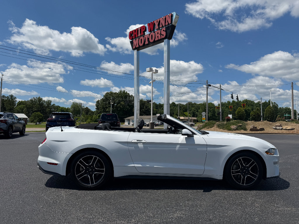 Used 2018 Ford Mustang Premium RWD image 8