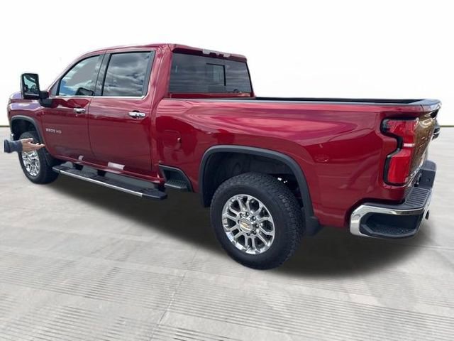 Used 2025 Chevrolet Silverado 3500 LTZ w/ LTZ Convenience Package image 4