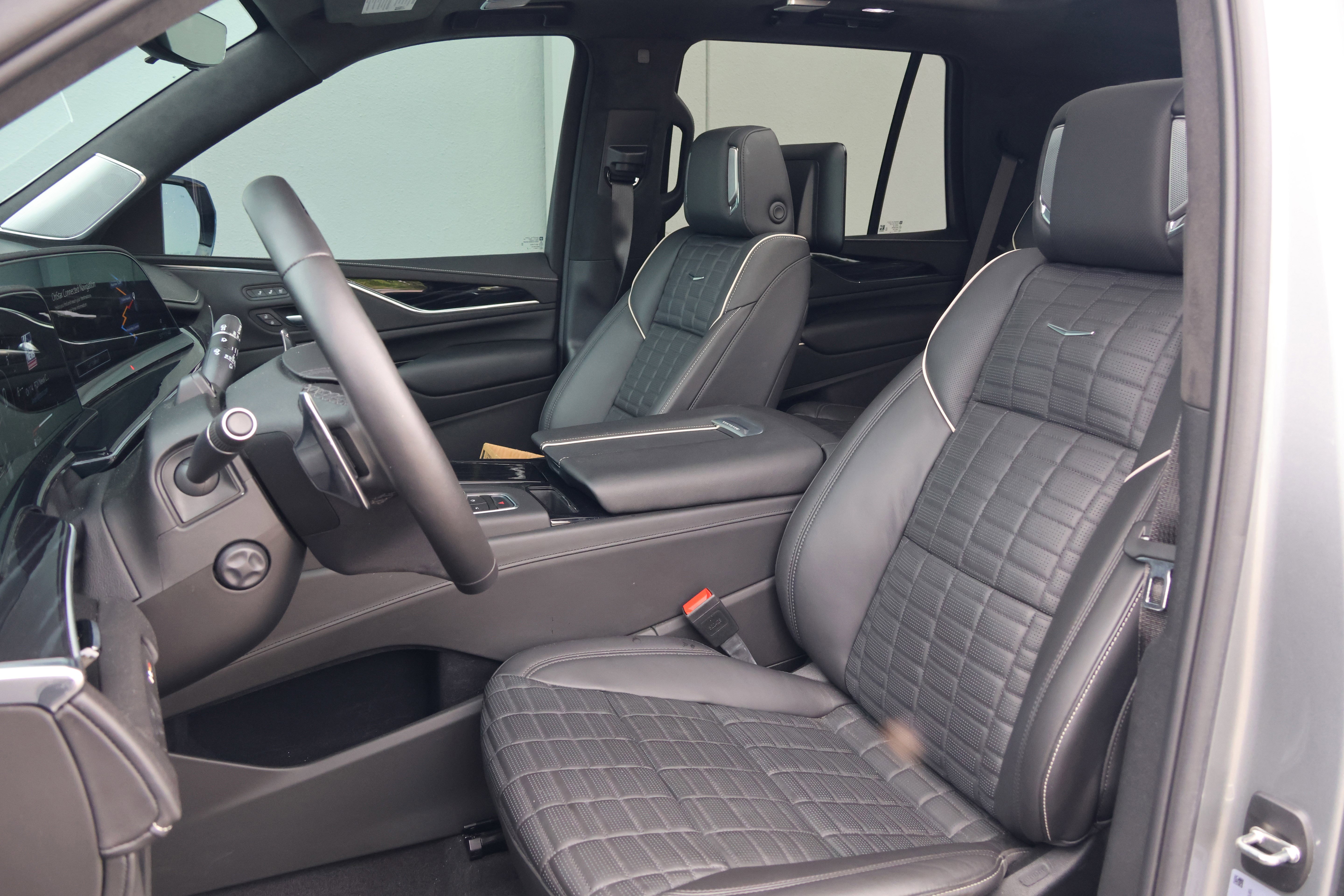 Used 2024 Cadillac Escalade V w/ LPO, ONYX Package AWD/4WD image 37