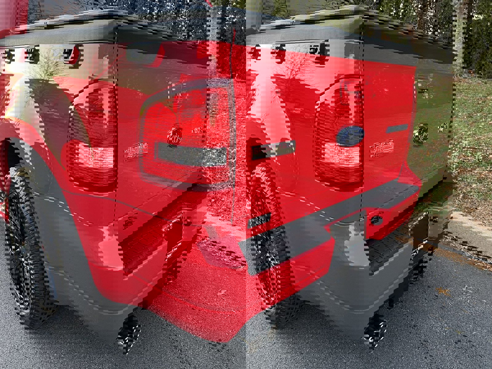 Used 2008 Ford Explorer Sport Trac Adrenalin image 98