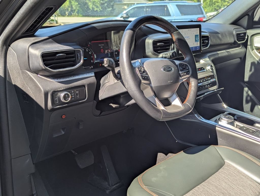 Used 2023 Ford Explorer Timberline w/ Timberline Technology Package AWD/4WD image 9