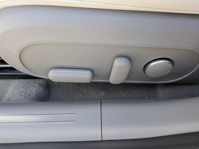 New 2025 Hyundai Ioniq 6 SEL image 17