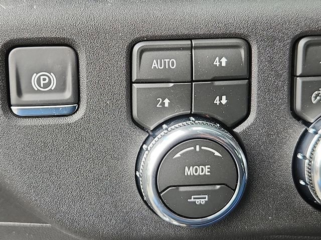 New 2026 GMC Sierra 1500 SLE image 15