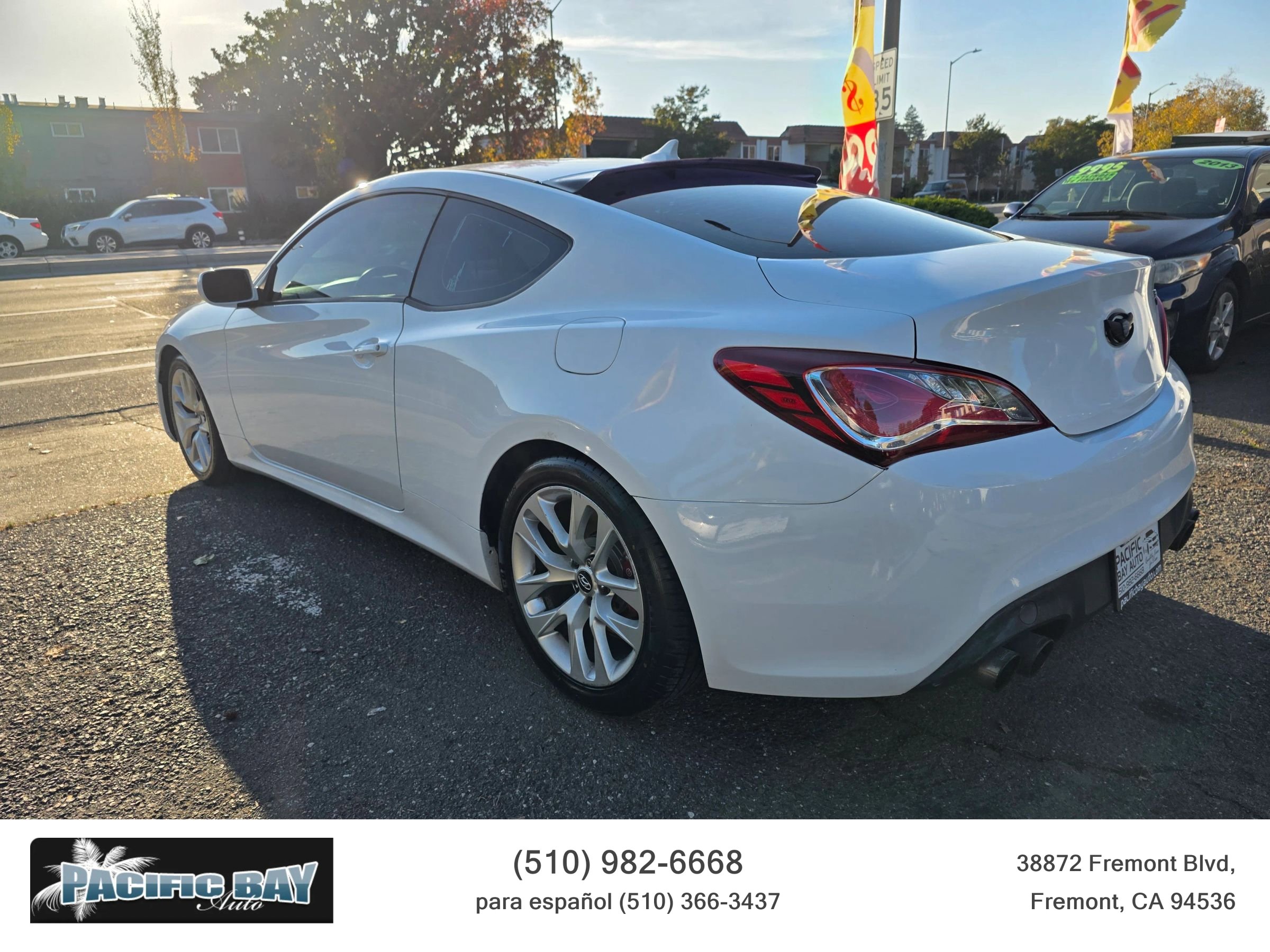 Used 2013 Hyundai Genesis 3.8 image 5