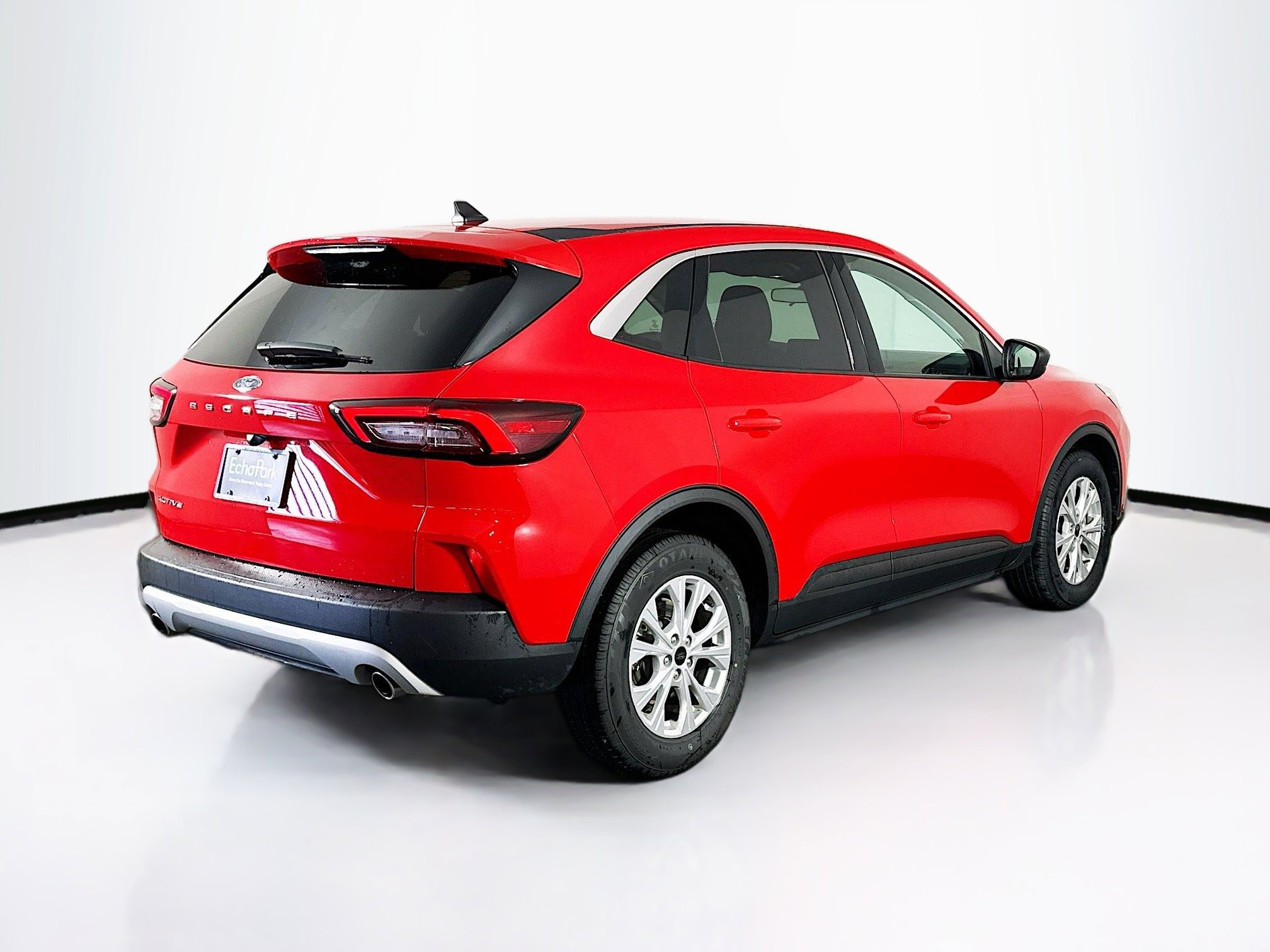 Used 2024 Ford Escape Active image 9