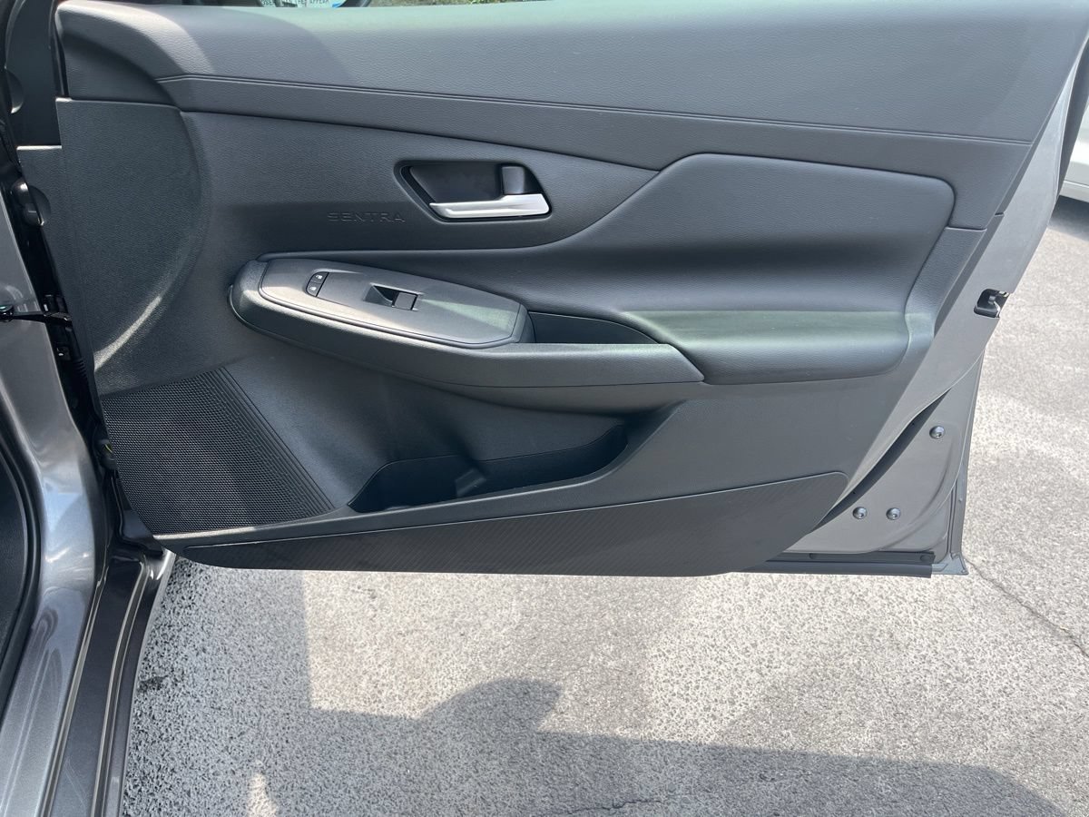 Used 2026 Nissan Sentra SV w/ Floor Mat Package FWD image 39