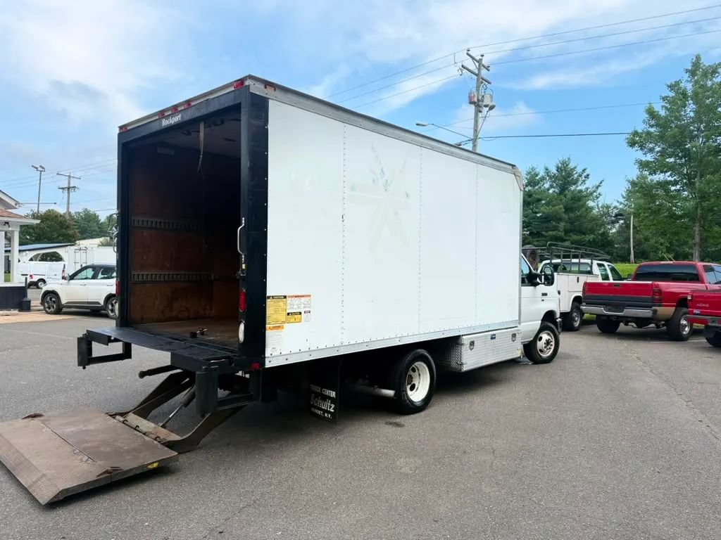 Used 2013 Ford E-350 and Econoline 350 Super Duty w/ PWR Locks & Windows Group RWD image 9