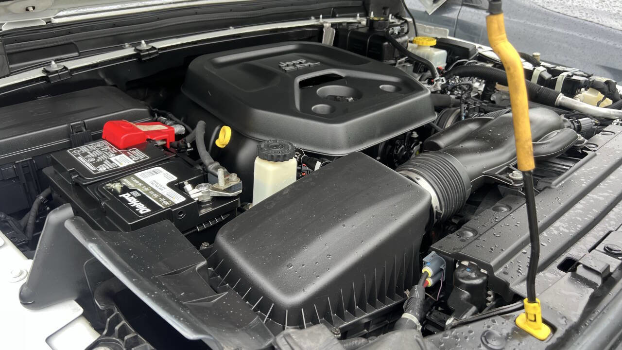 Used 2018 Jeep Wrangler Unlimited Sport image 35