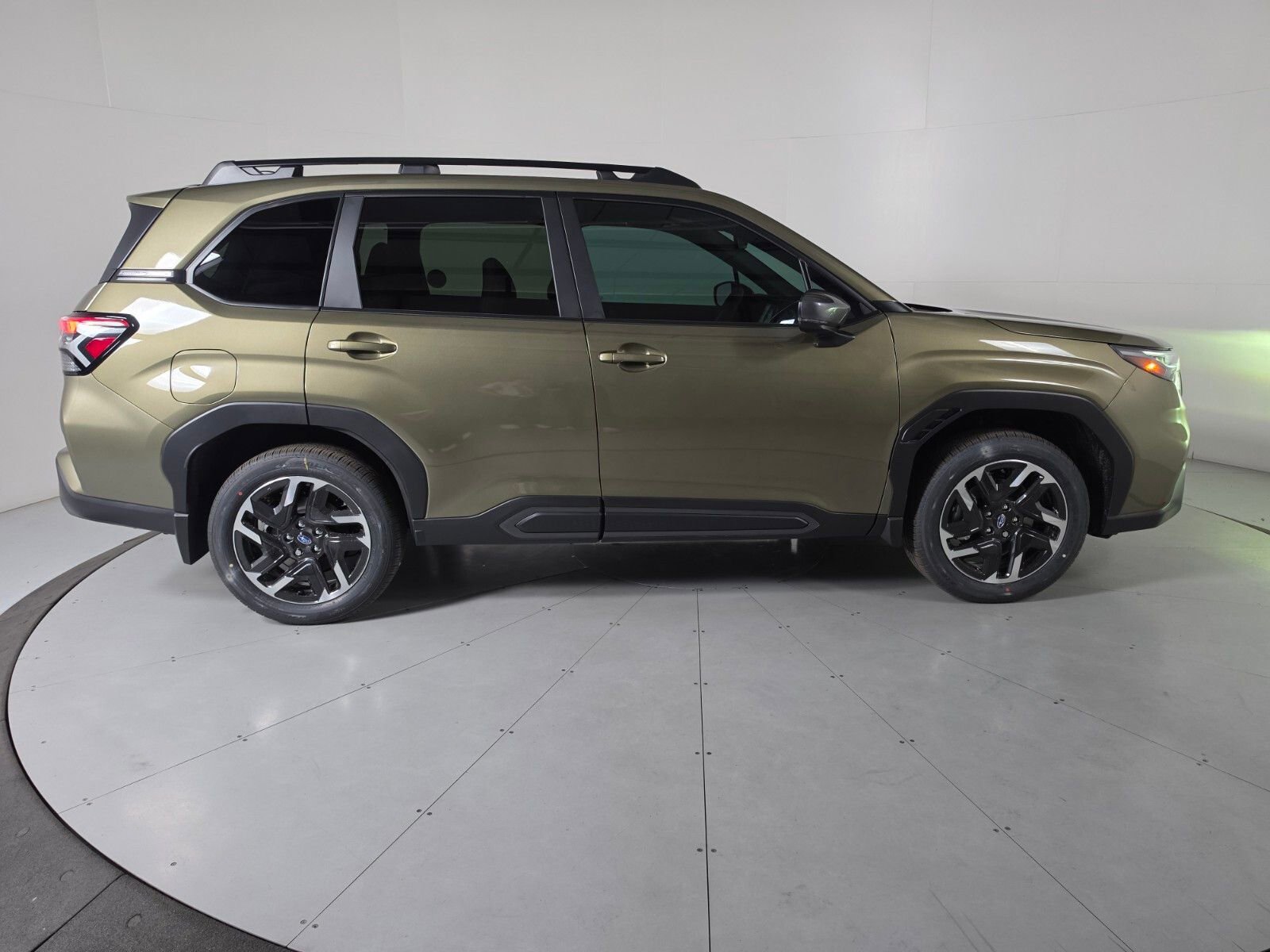 New 2026 Subaru Forester Limited AWD/4WD image 6