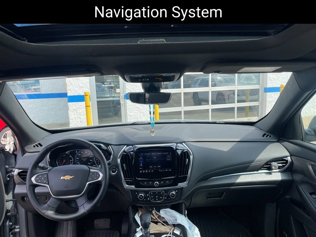 Used 2023 Chevrolet Traverse Premier image 13
