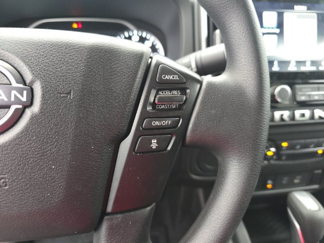 Used 2025 Nissan Frontier SV RWD image 16