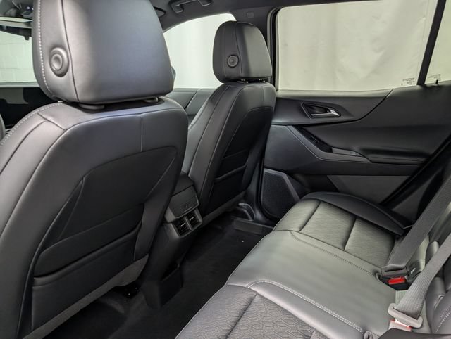 New 2027 Chevrolet Equinox LT w/ Convenience Package II FWD image 12