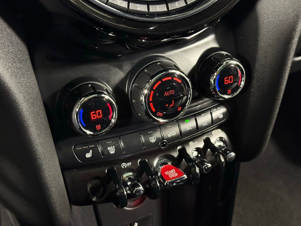 Used 2021 MINI Cooper S image 12