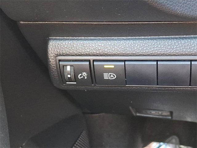 Certified 2021 Toyota Corolla LE w/ Carpet Mat Package (TMS) FWD image 24