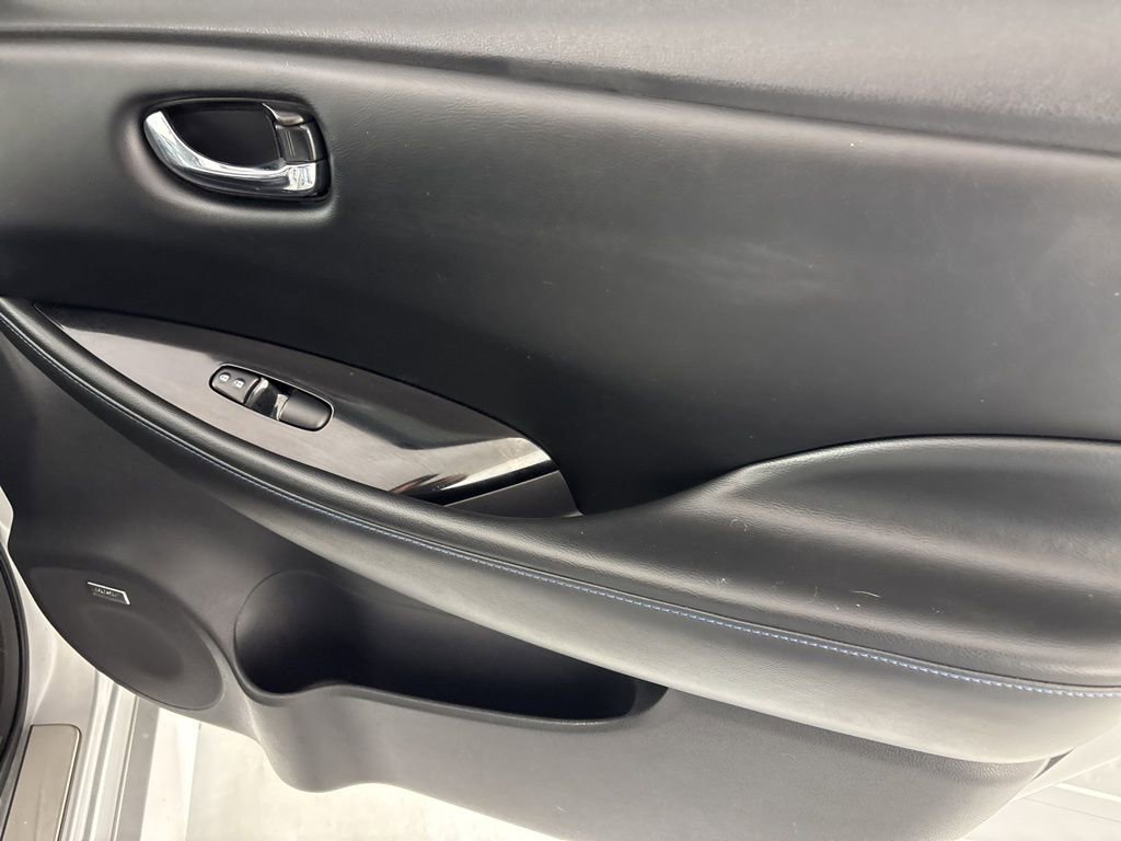 Used 2019 Nissan Leaf SL Plus w/ Protection Package image 38